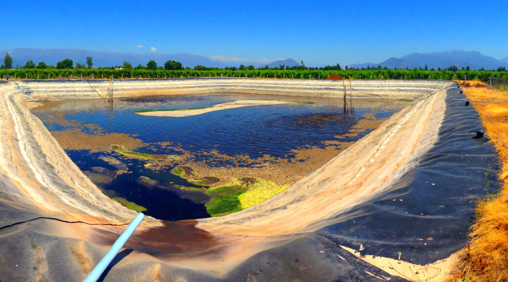 Proyecto Ingeniería Sistema de Transporte de Aguas para Piscina de Riles